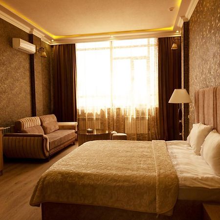 Hotel Felisa Gyumri Bagian luar foto