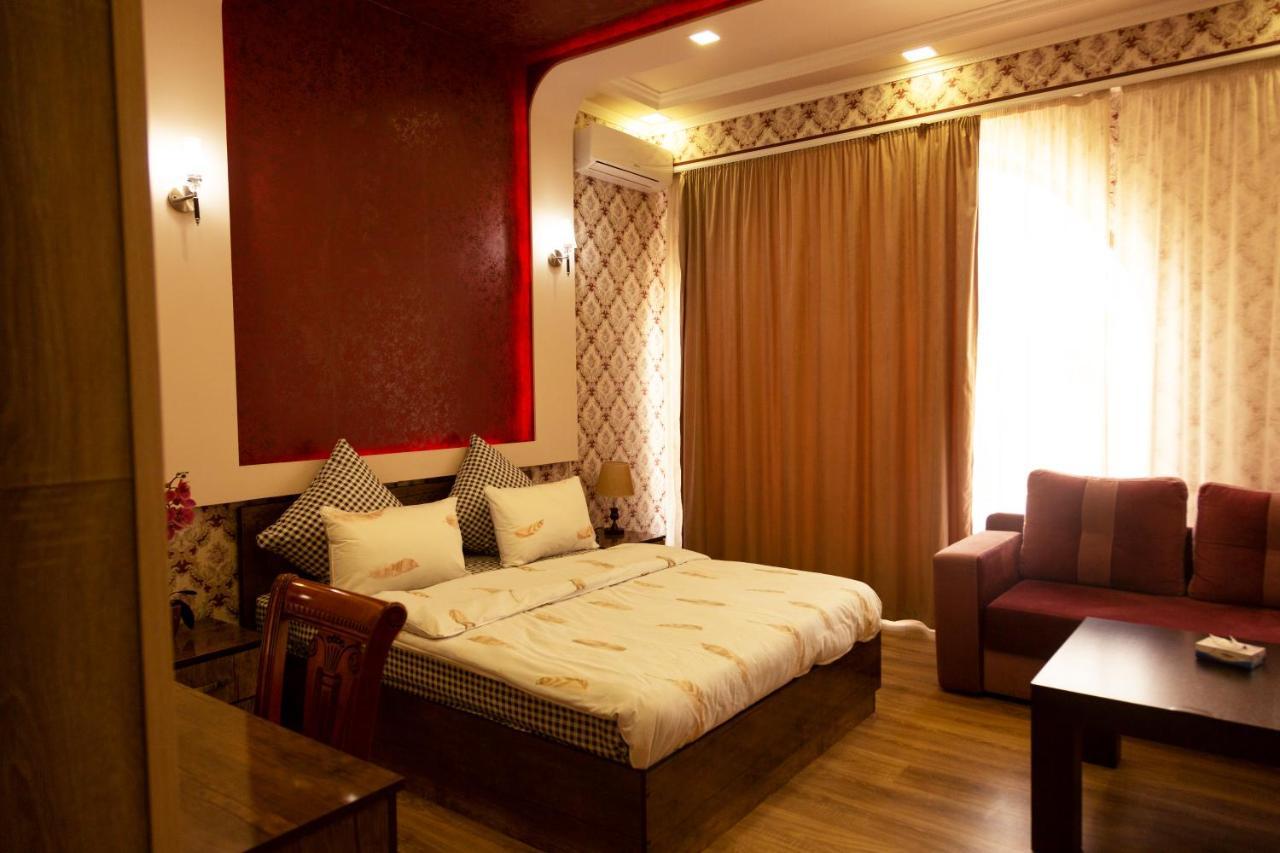 Hotel Felisa Gyumri Bagian luar foto