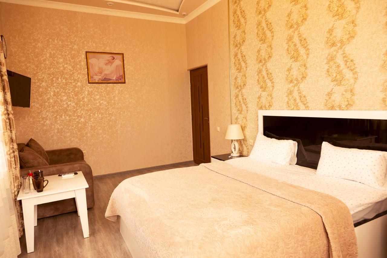 Hotel Felisa Gyumri Bagian luar foto