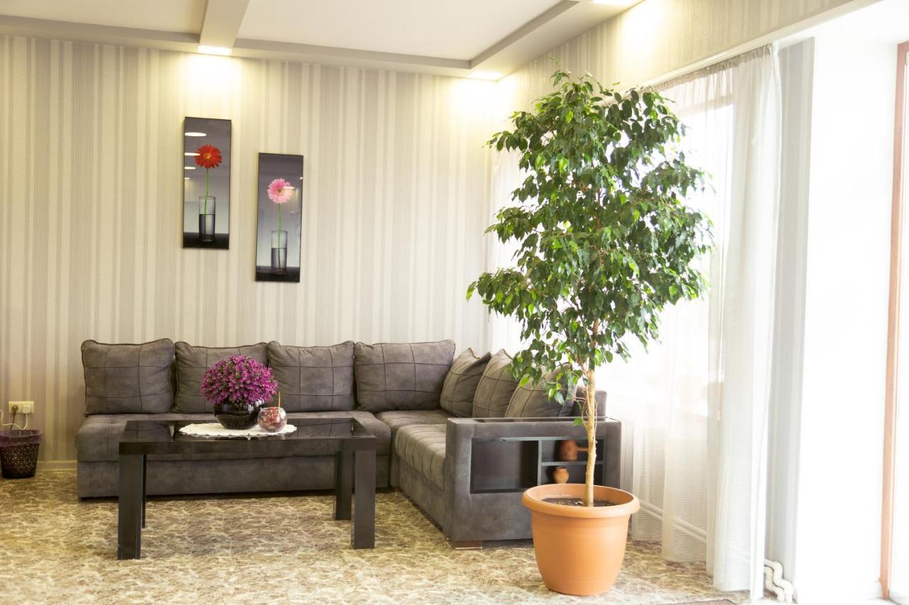 Hotel Felisa Gyumri Bagian luar foto
